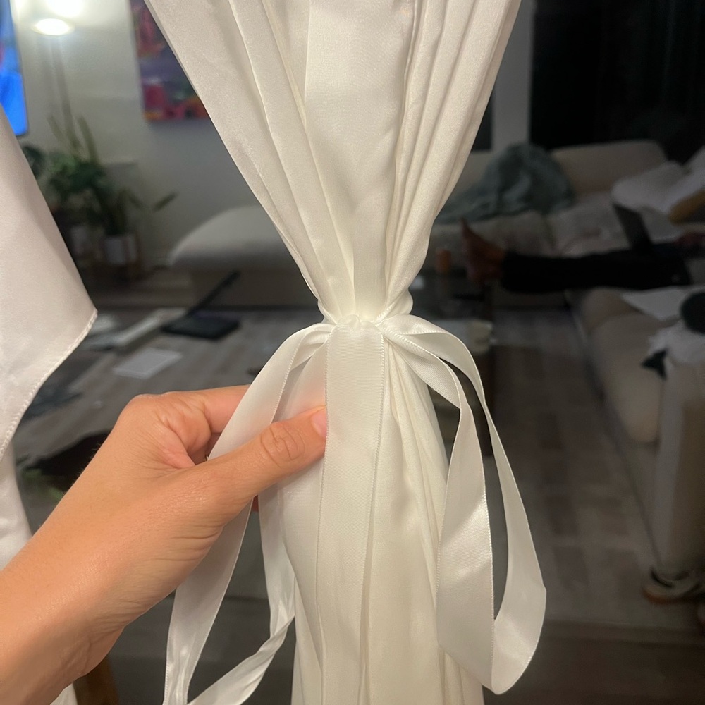 Amazon Essentials White Women's Robe - Picture 3 of 6